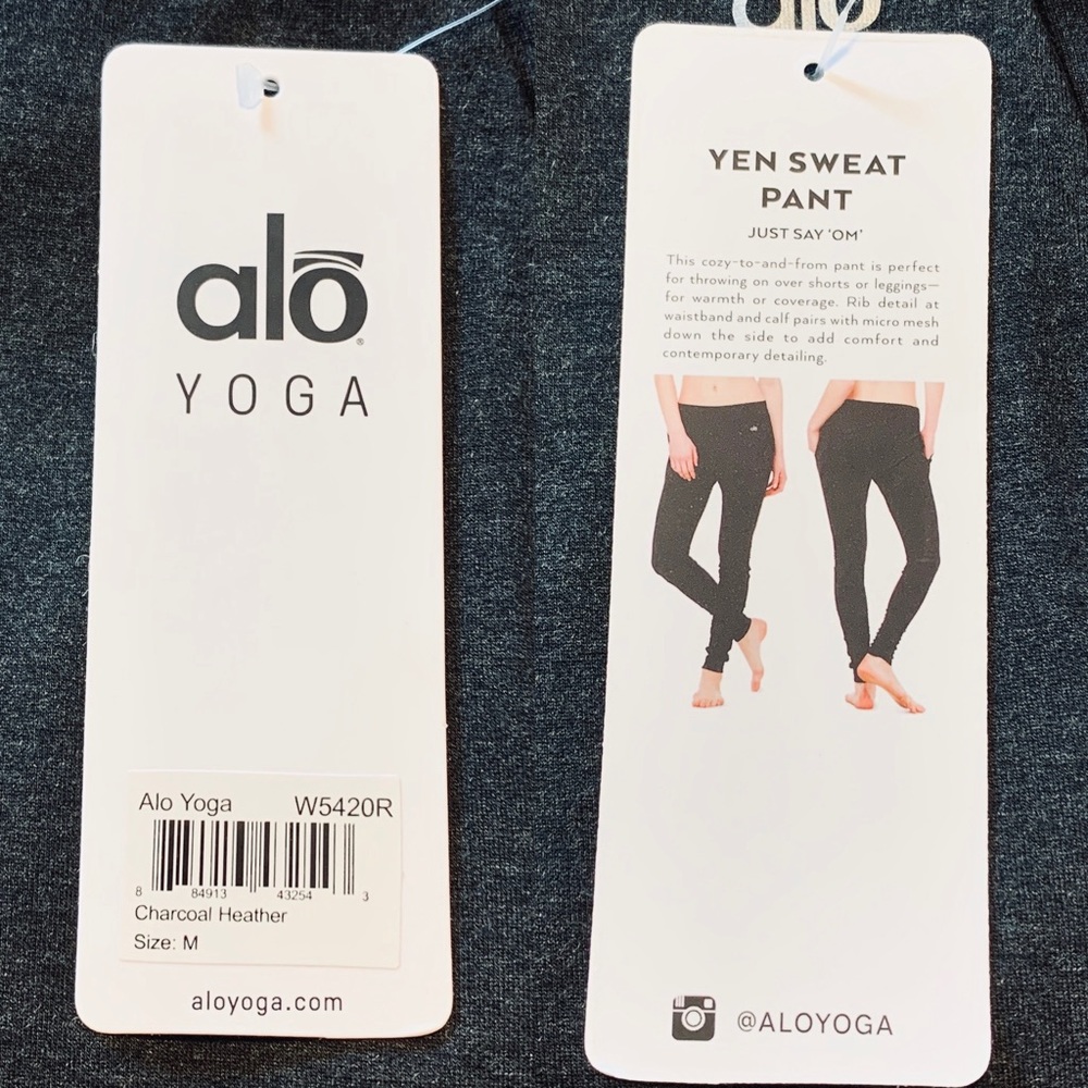 Alo Yoga Women’s Yan Sweat Pant In Charcoal Gray - Picture 6 of 9